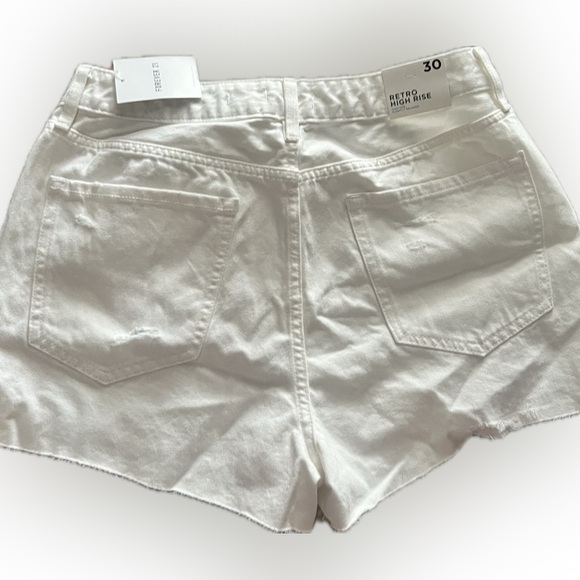 high rise denim shorts - Picture 2 of 4